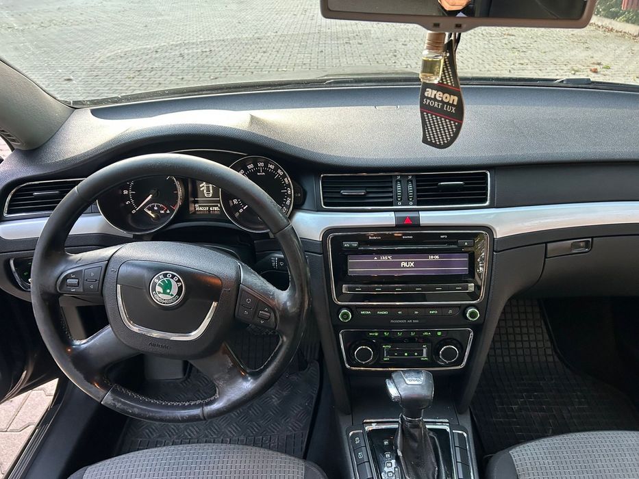 Skoda superb 2 2012