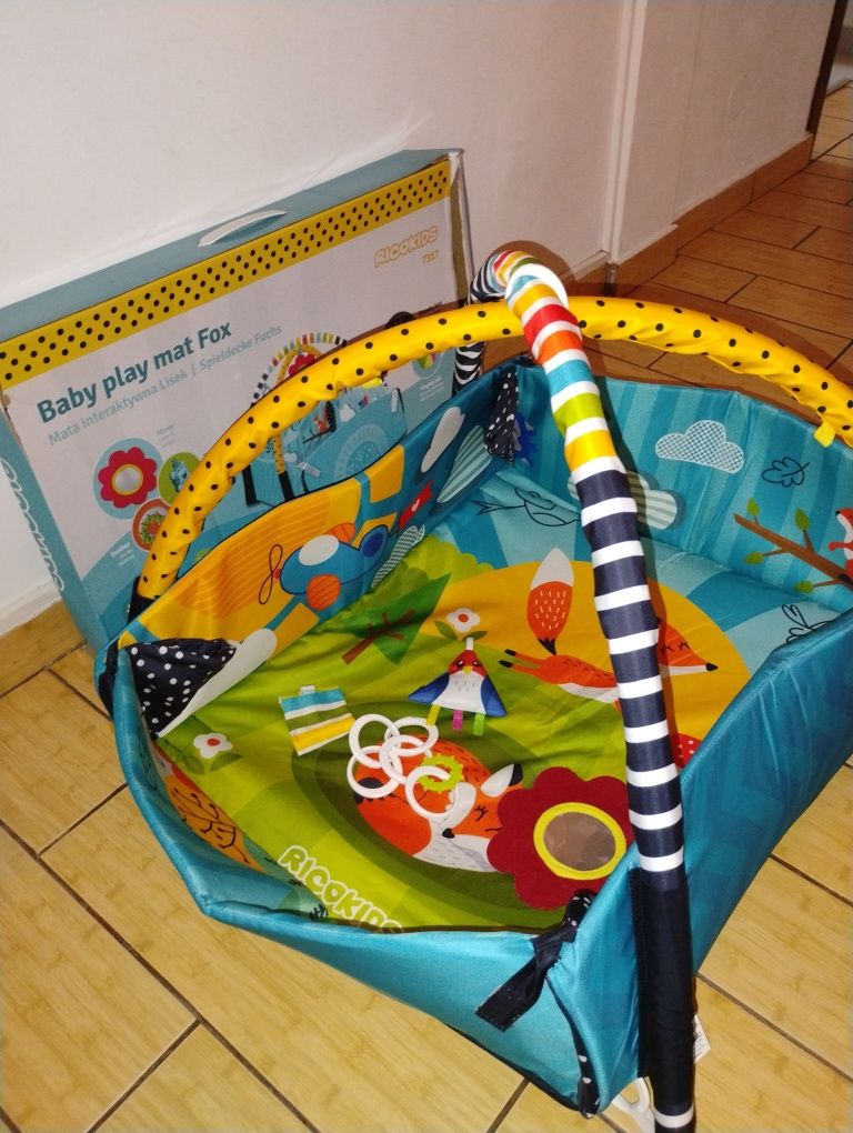 Covoras interactiv IMK, cu jucarii, 100 x 110 cm