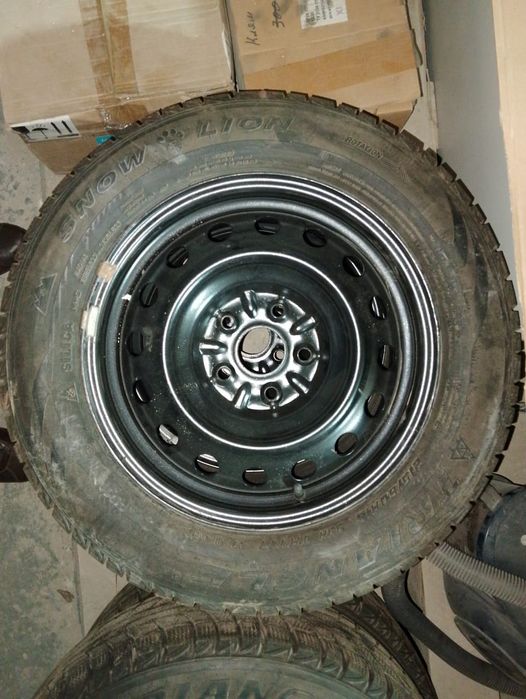 Диски на тойоту с шинами