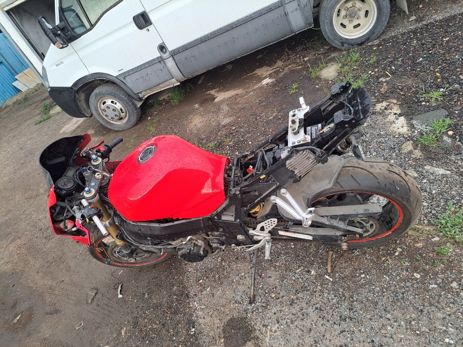 Piese suzuki gsxr k4/k5 600/750