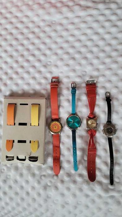 Set 4 ceasuri Avon