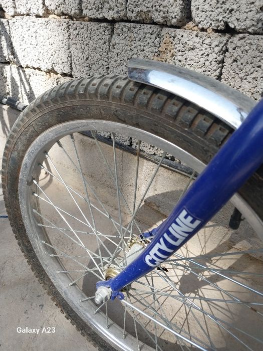 Velosiped kama srochniy sotiladi