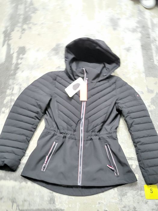 Vind Geaca Tommy Hiflingher