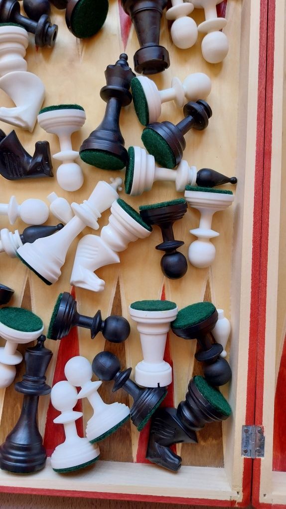 Шах+табла и италиански бутонки