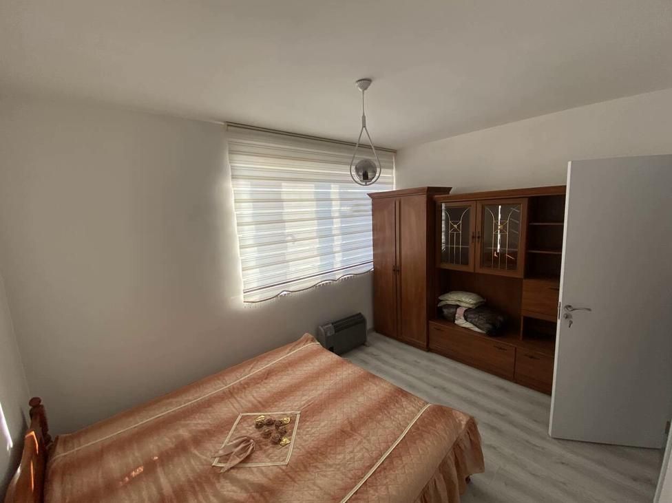Дава се под наем Тристаен апартамент в Пловдив, Каменица 2 - 100 кв.м за 600 € - Снимка #2