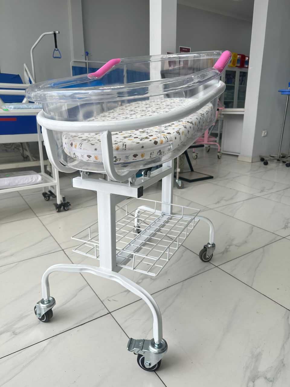 Кровать для новорождённых