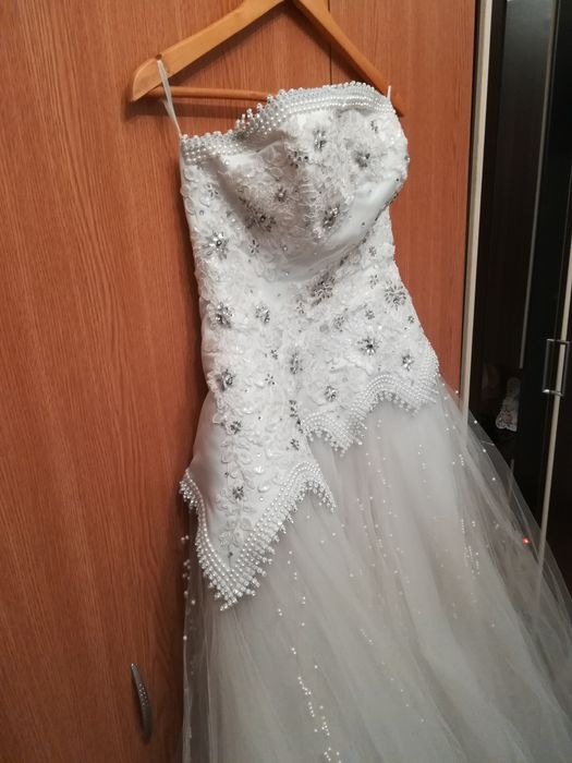 Rochie de mireasa Prințesă cu swarovski și perlute