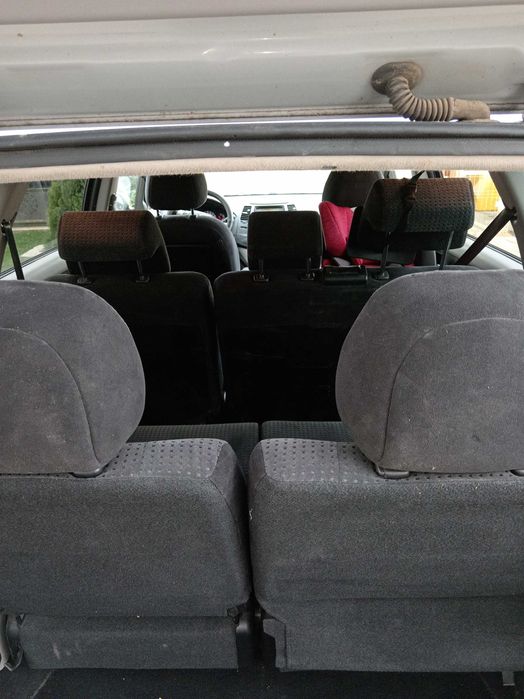 Mitsubishi Grandis 7 locuri