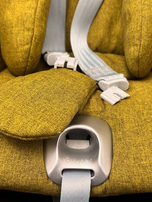 Scoica Cybex Platinum CloudZ i-size cu isofix