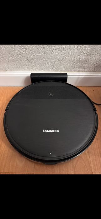 Продам робот пылесос Samsung.