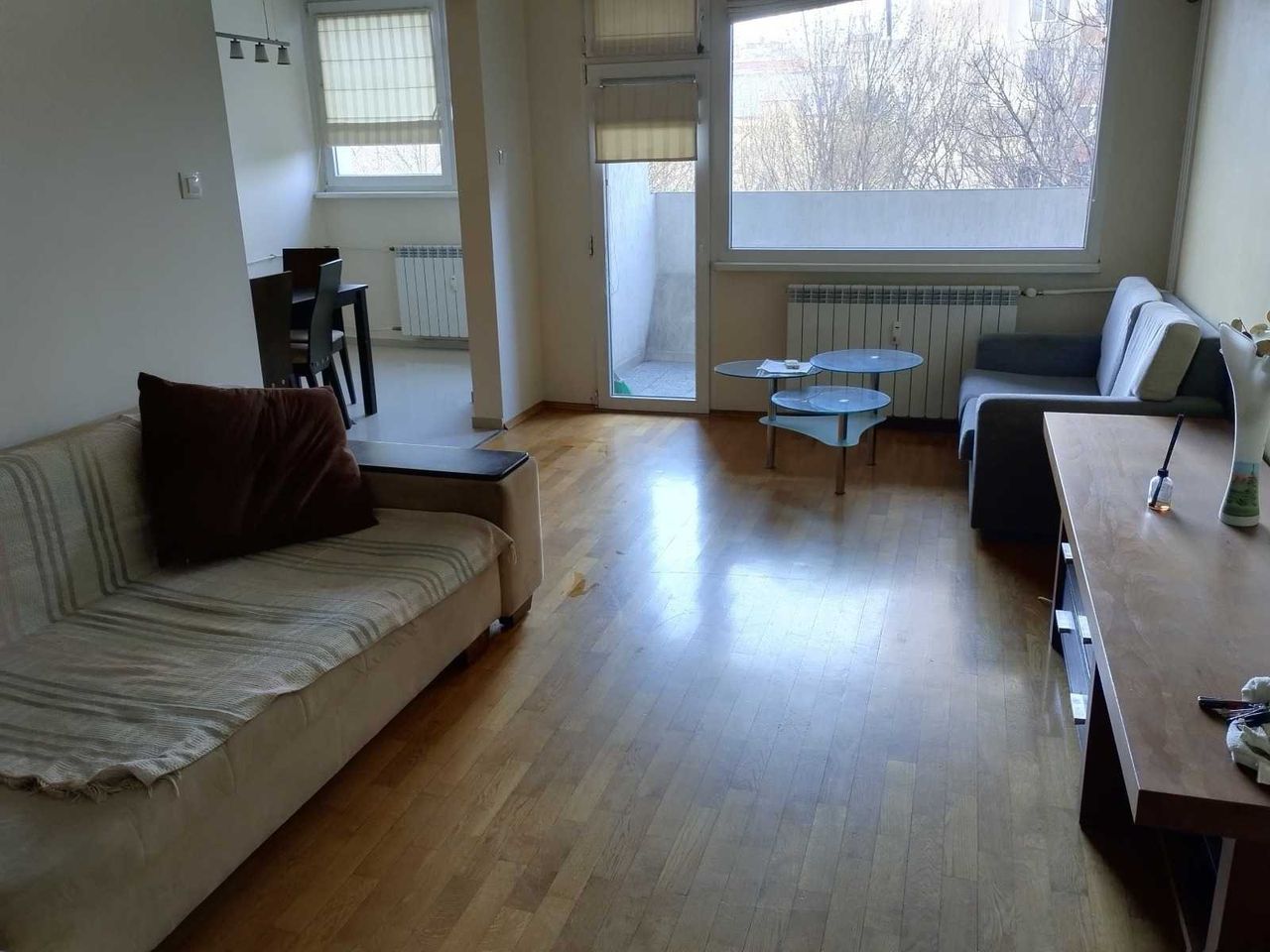 Дава се под наем Тристаен апартамент в София, Банишора - 120 кв.м за 600 € - Снимка #2