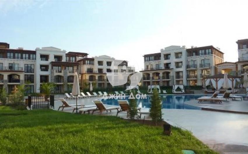 Продава се Двустаен апартамент в Созопол - 55 кв.м за 1453 €/кв.м - Снимка #6