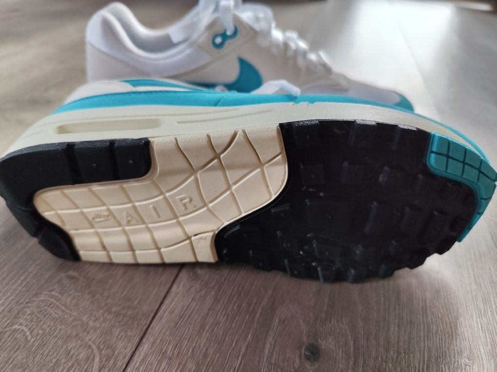 Nike Air Max 1 87