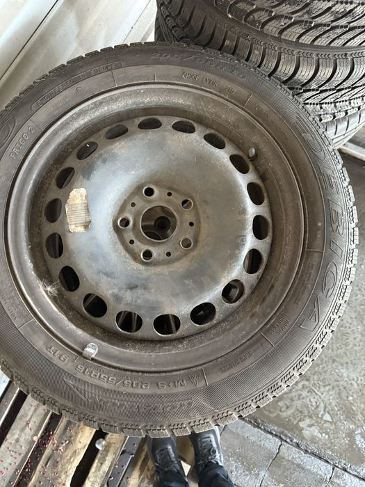 Anvelope Debica iarna 205/55R16 + jante