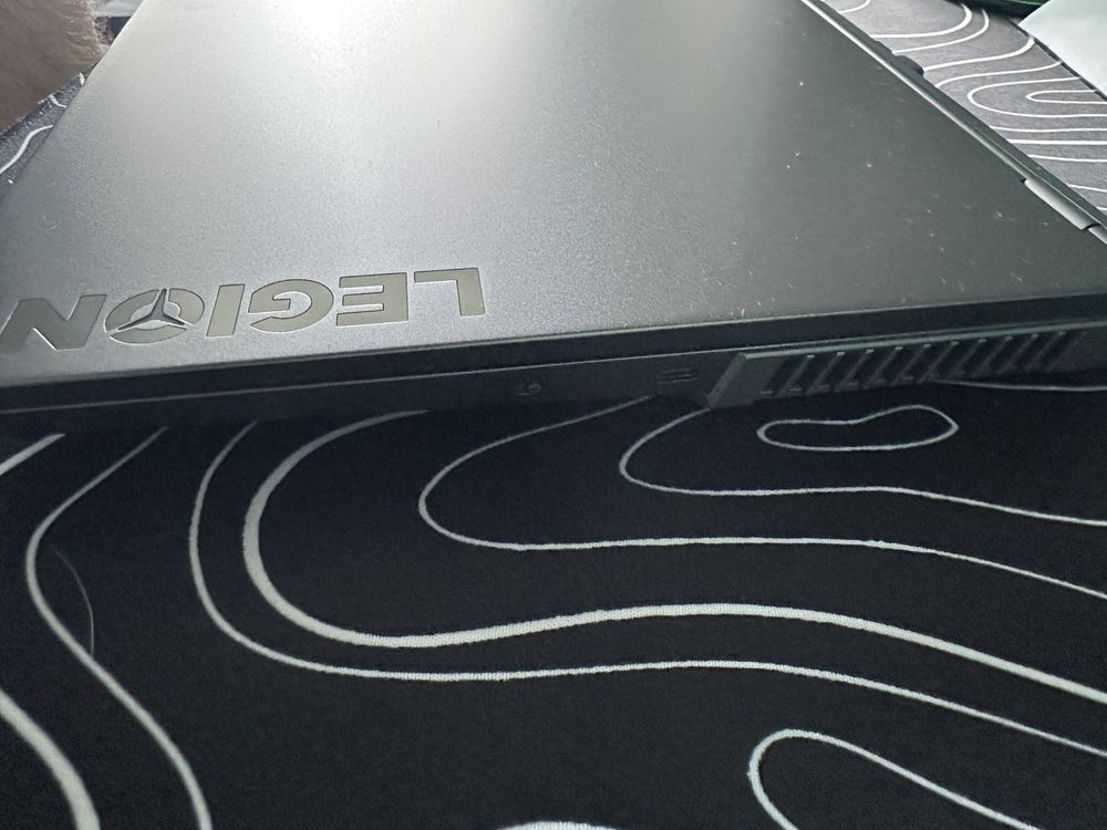 Lenovo legion 7 16 ACHg6 , ryzen 9 5900hx, Nvidia RTX 3080 (16gb vram)