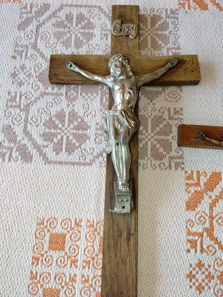 Crucifix lemn, metal