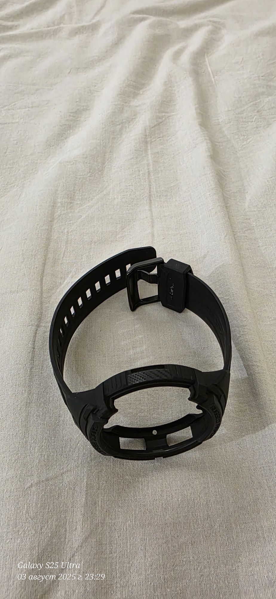 Продавам Spigen каишка за Samsung Watch 6 Classic 47mm