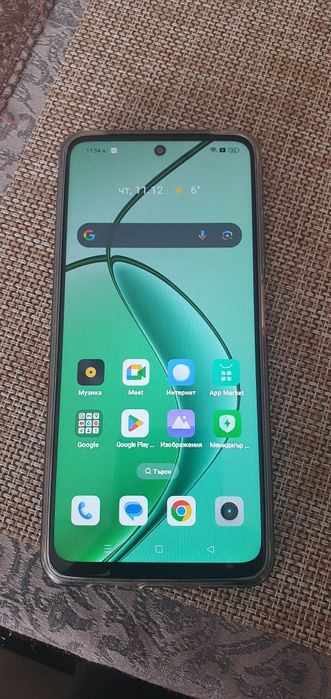 Продавам Realme  12 Plus.