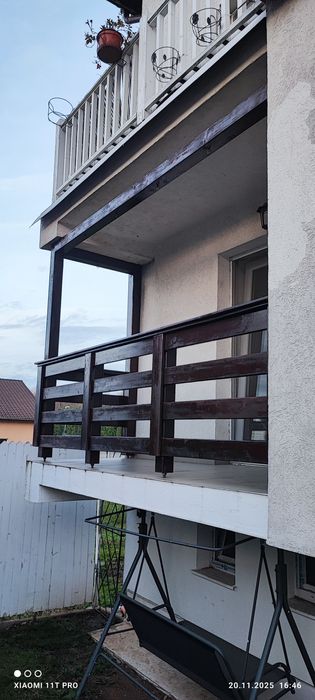 Vând structură de lemn pentru balcon / terasă.