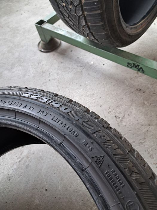 2 anvelope iarnă 225 40 r18 Semperit