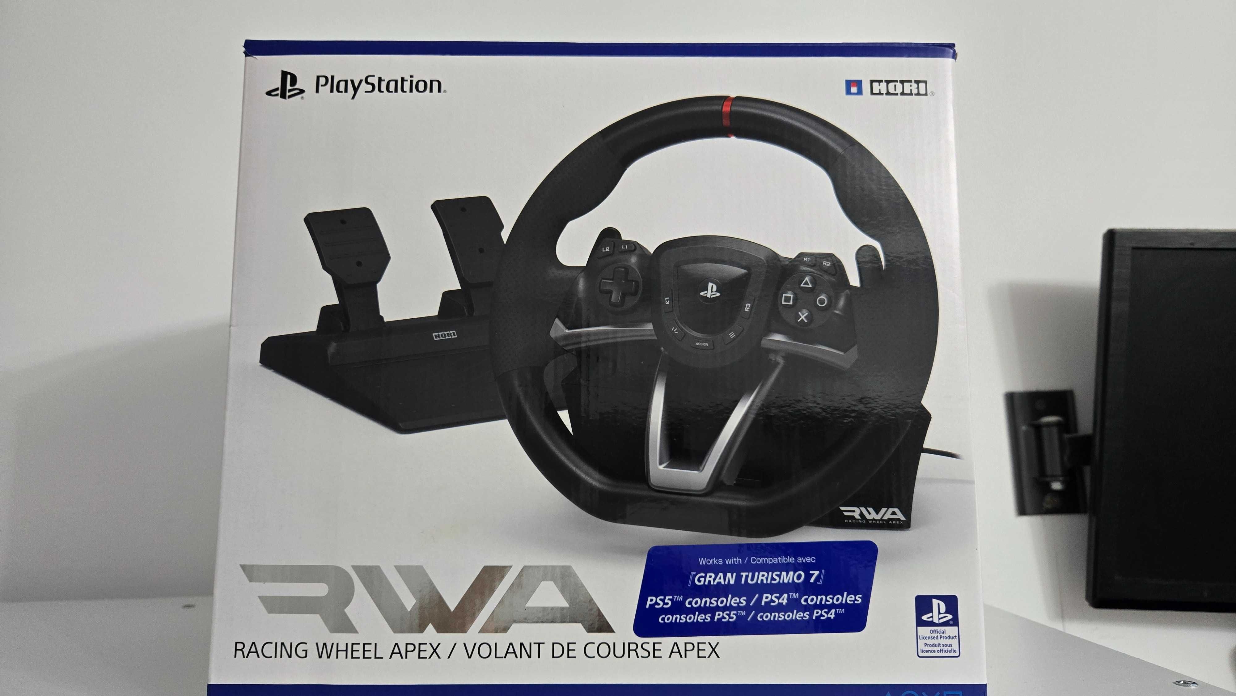 Vand Volan PlayStation 4 aproape nou folosit doar o singura data