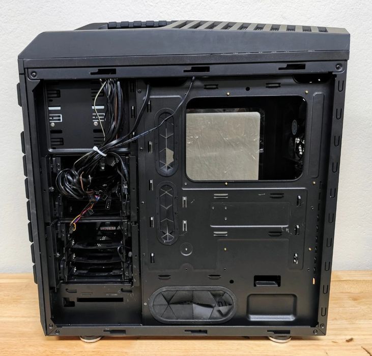 Carcasa Cooler Master Trooper Rtx Amd Intel Corsair Seasonic Phanteks