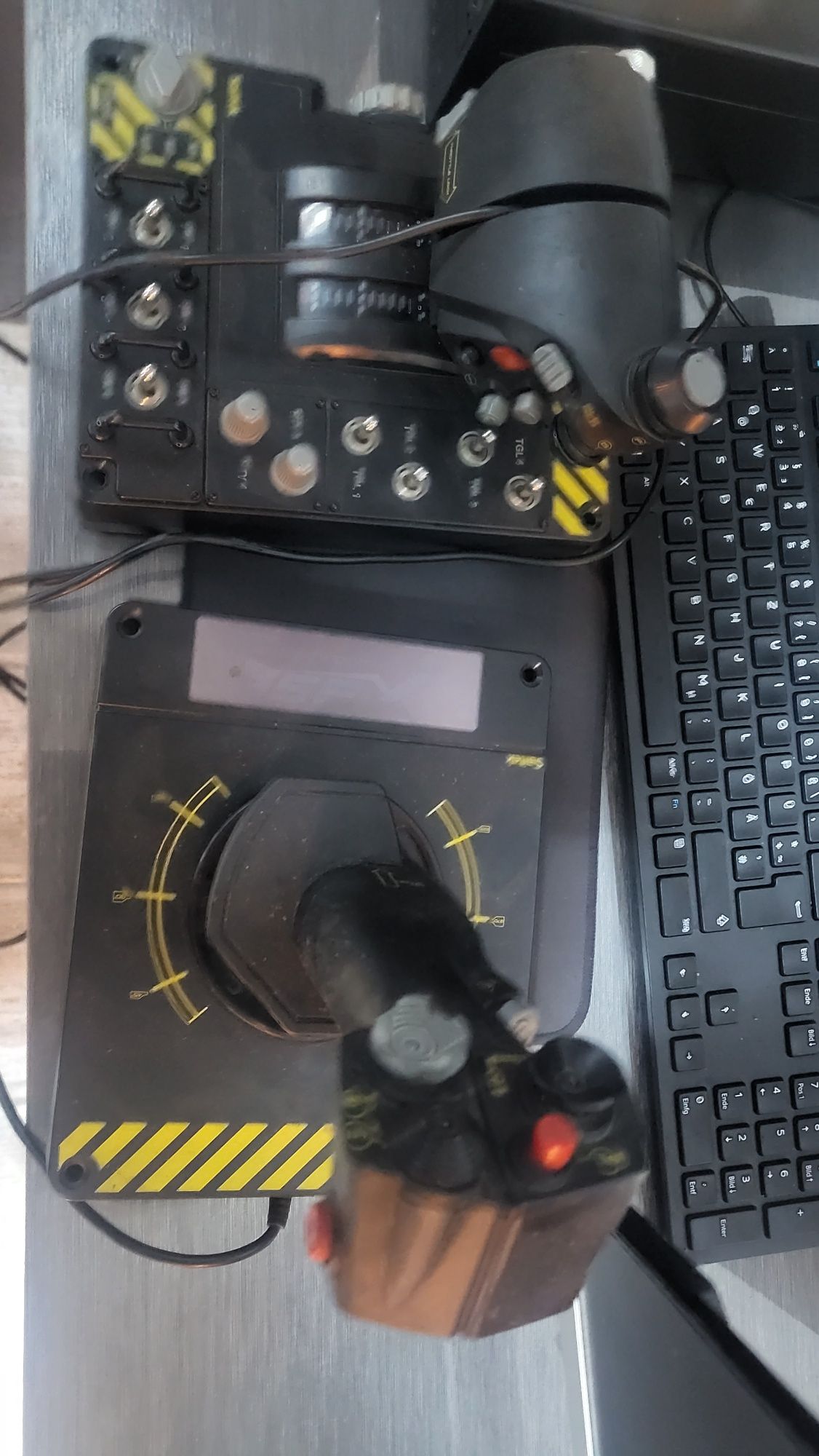 joystick simulator zbor pc saitek pro flight