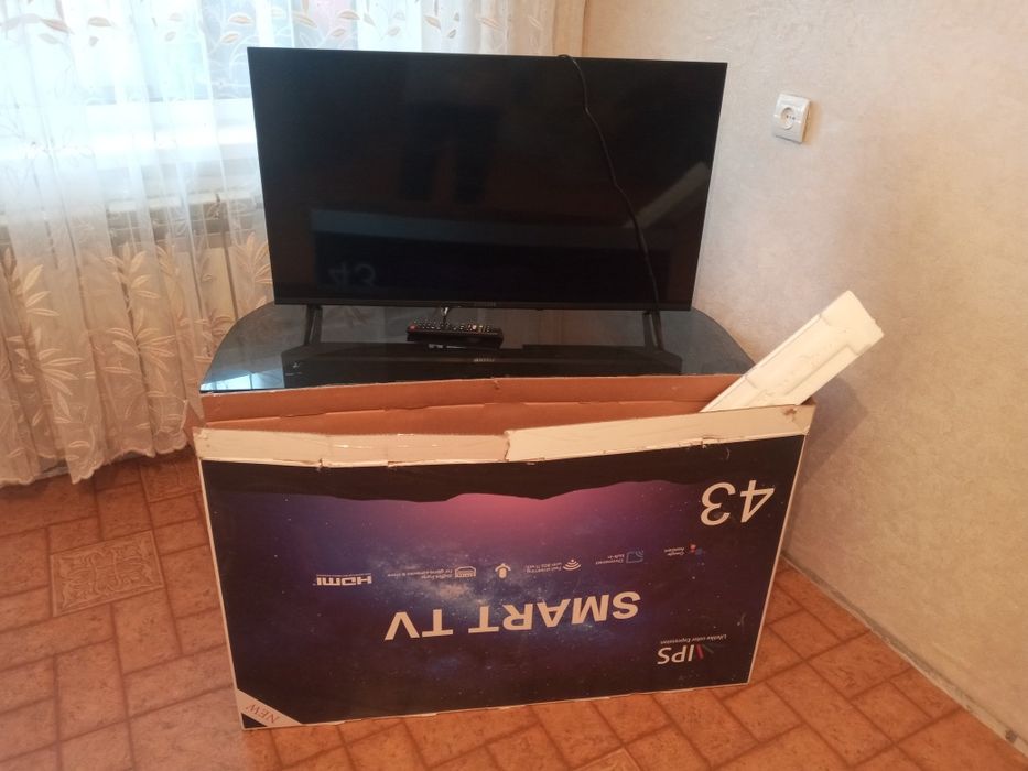 Телевизор смарт в отличном состоянии