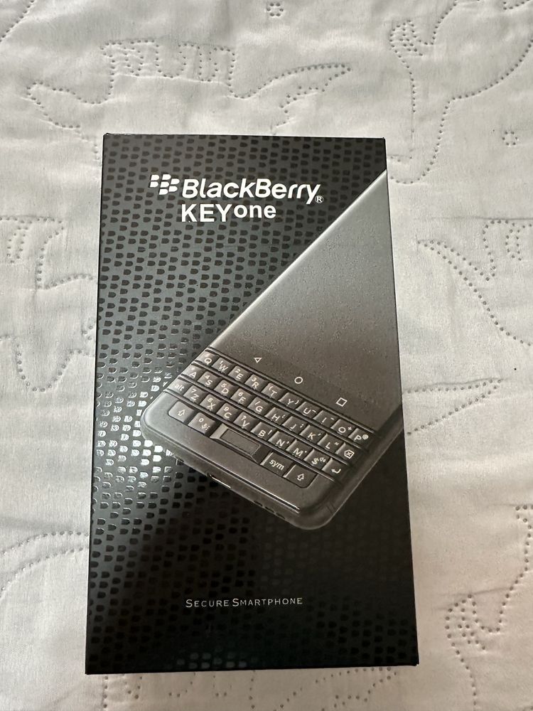 Blackberry keyone