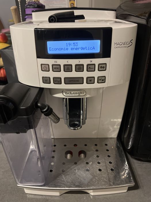 Delonghi magnifica S