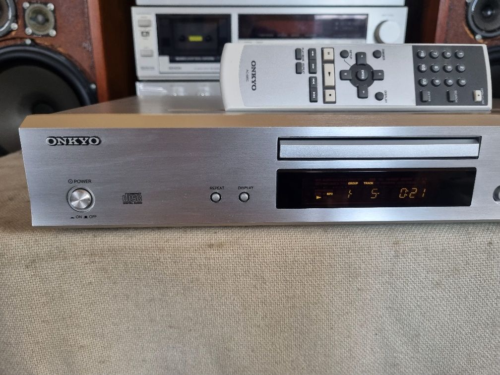 Cd player Onkyo DX-7355. CD, CD-R Audio, MP3. Impecabil.
