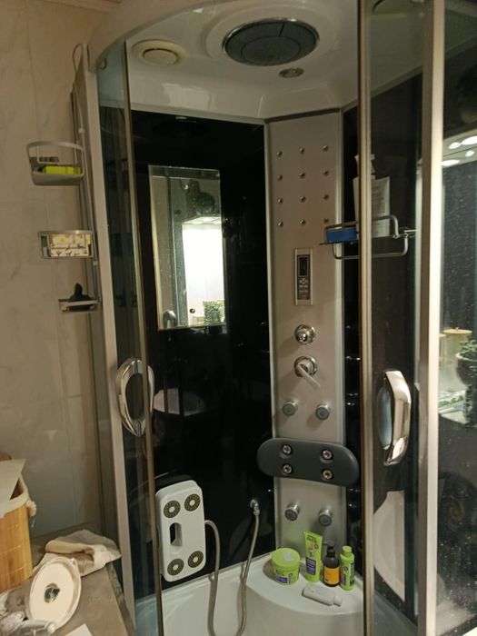 Cabina de dus cu masaj