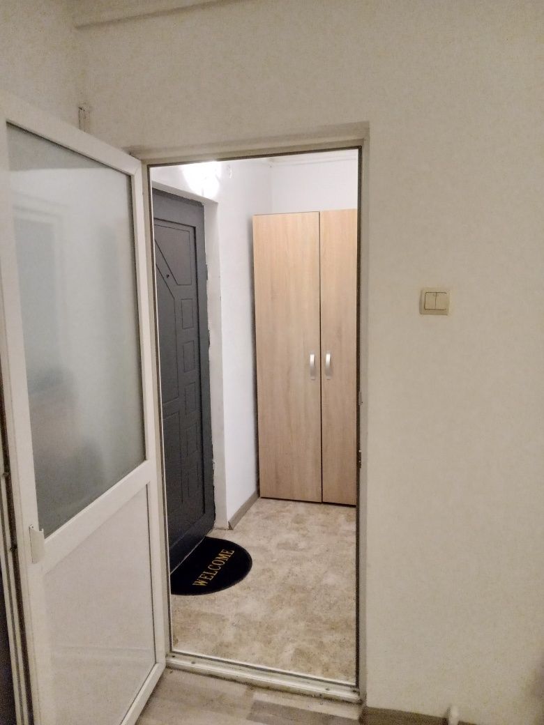 Garsonieră de vânzare