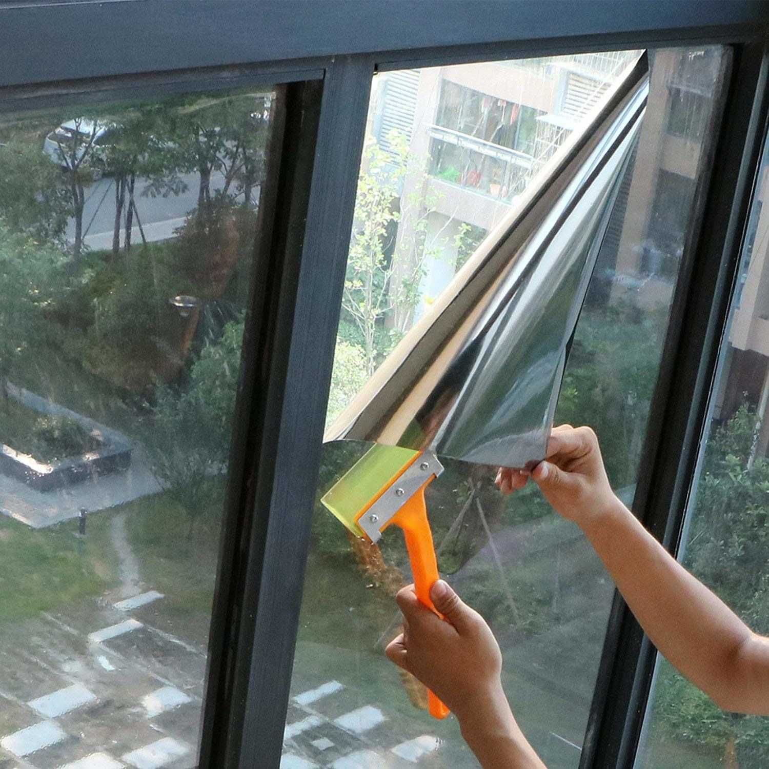 Folie protectie solara pentru geamuri cladiri