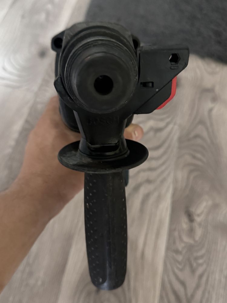 BOSCH Перфоратор