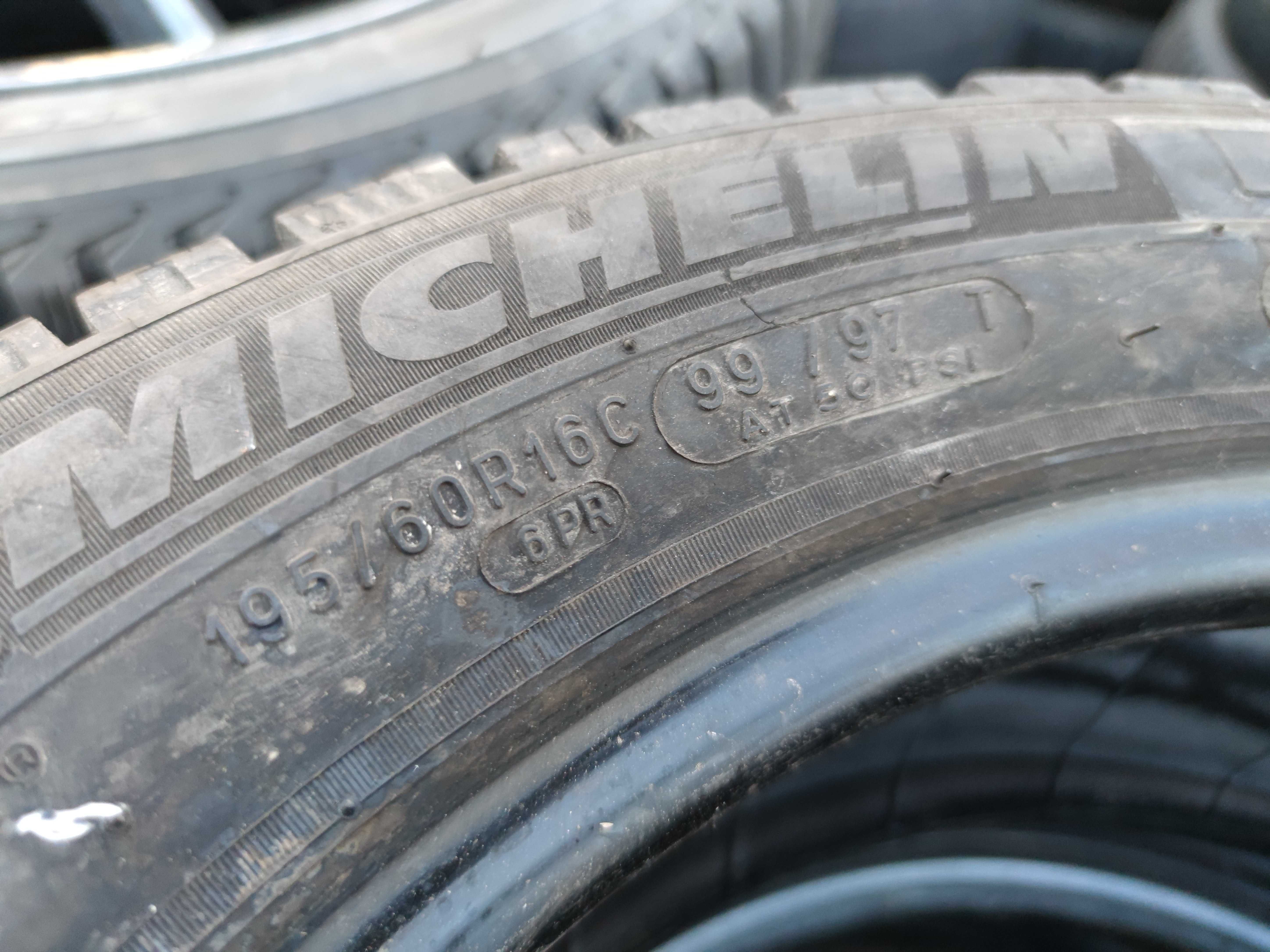 2бр Зимни Гуми 195 60 16 С - Michelin