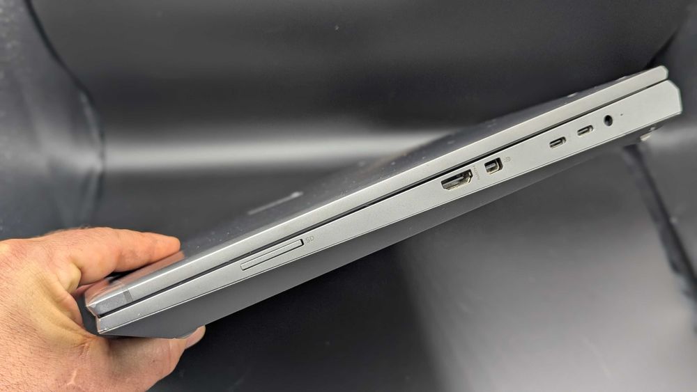 notebook HP Zbook Fury 17 G7 i7-10850H GTX3000