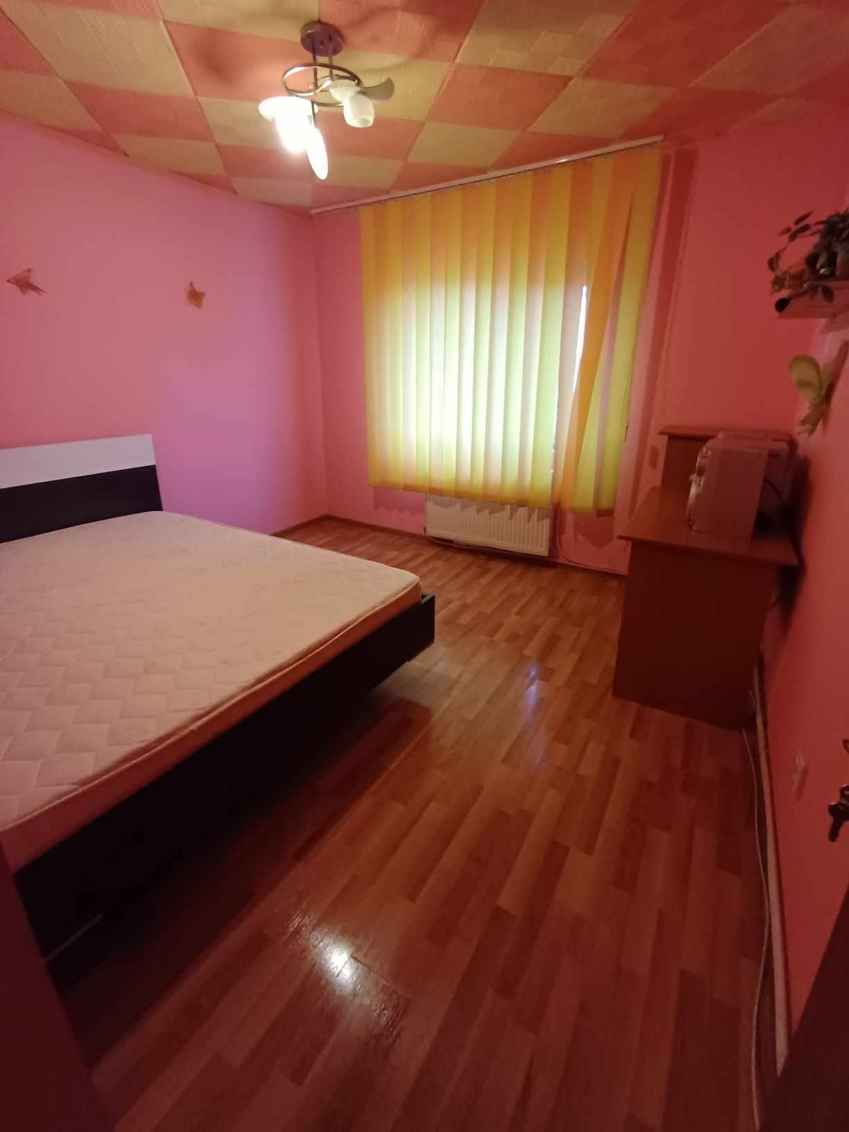 Vând Apartament 2 camere Drăgăşani - Uşor Negociabil