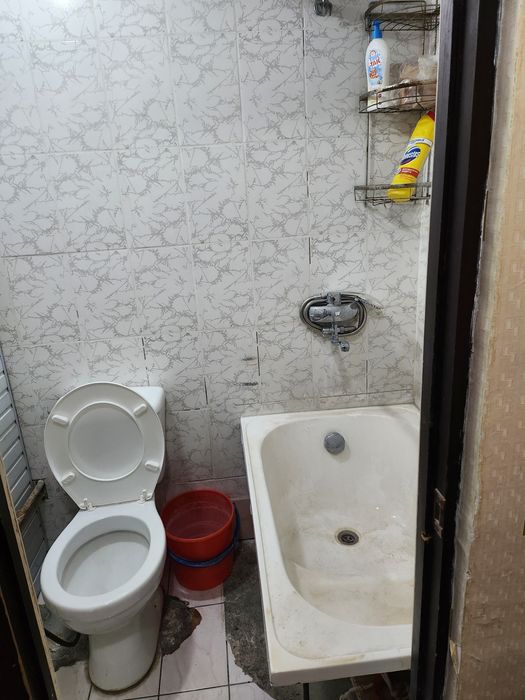 Продаю Срочно Авиагородок 1/1/5 кирпич. Цена: 35000$