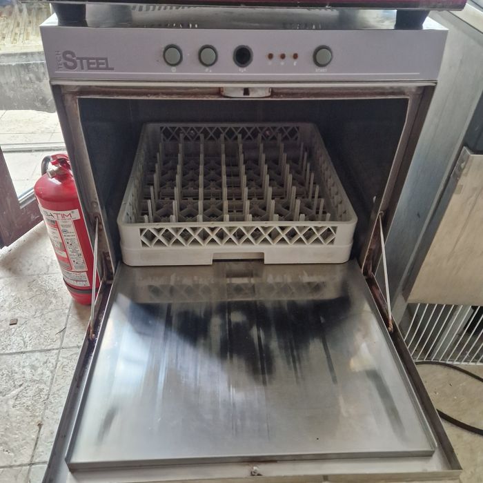 Mașina spălat vase cu sau fara capota, ciclu 2-3 minute