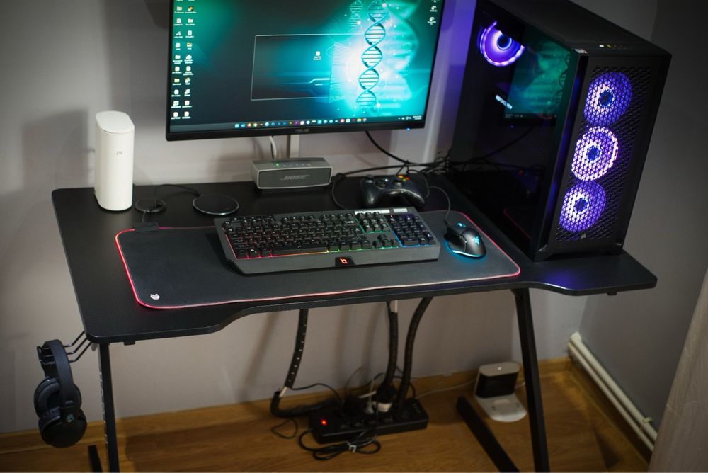 Birou gaming