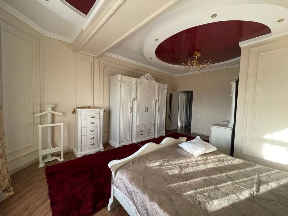 Квартира Ул. Чехова Габус 4/7-8/8 158 кв.м