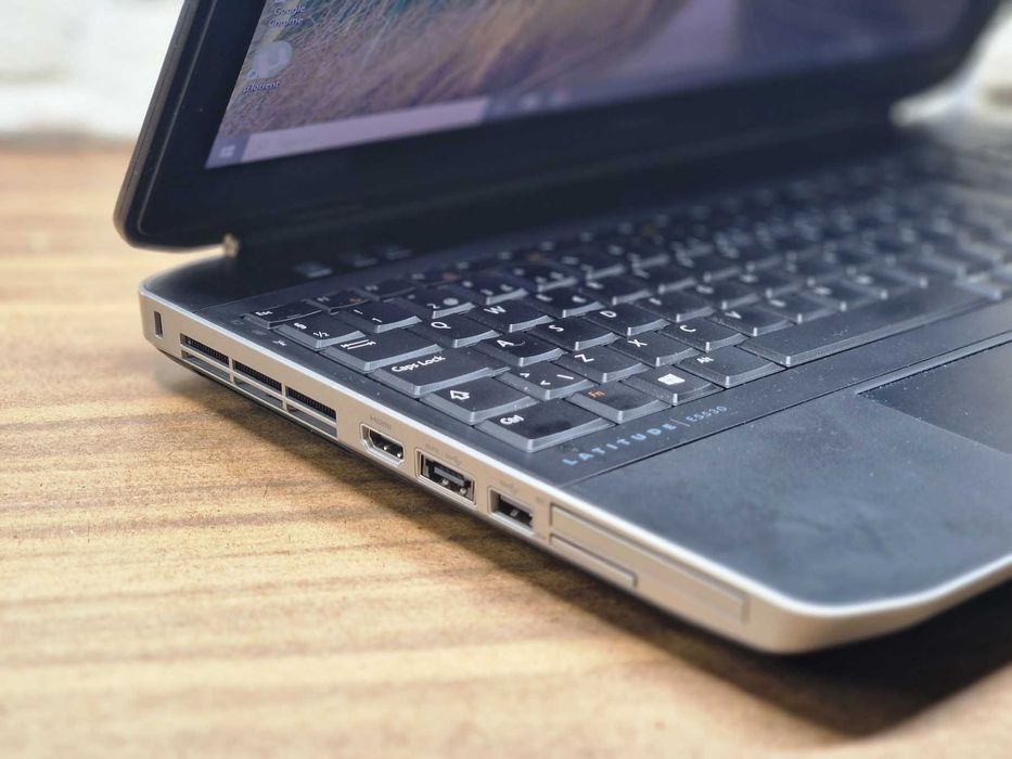 Dell Latitude E5530 Intel Core I5 4GB DDR3 128GB SSD