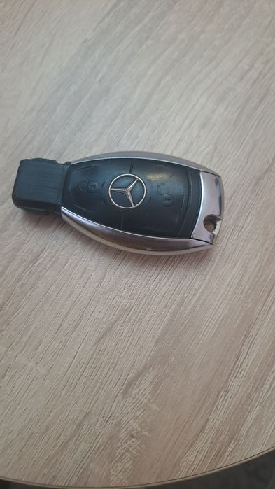 Продавам ключ за мерцедес