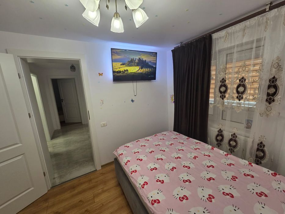 Vand/schimb cu apartament + diferenta