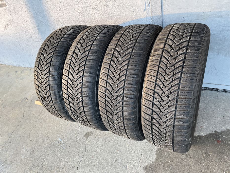 4 бр. зимни гуми 205/55/16 Semperit 5-6 mm DOT 1418