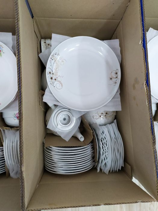 Yulduz Gulli (ZARSIZ) 12 Kishilik Nabor Abadogli Original Chinni idish