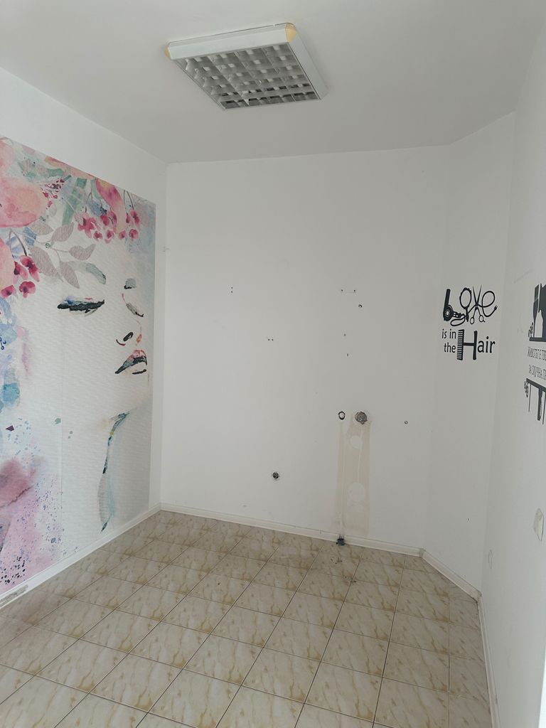 Продава се Магазин в Варна, Виница - 49 кв.м за 3123 €/кв.м - Снимка #5