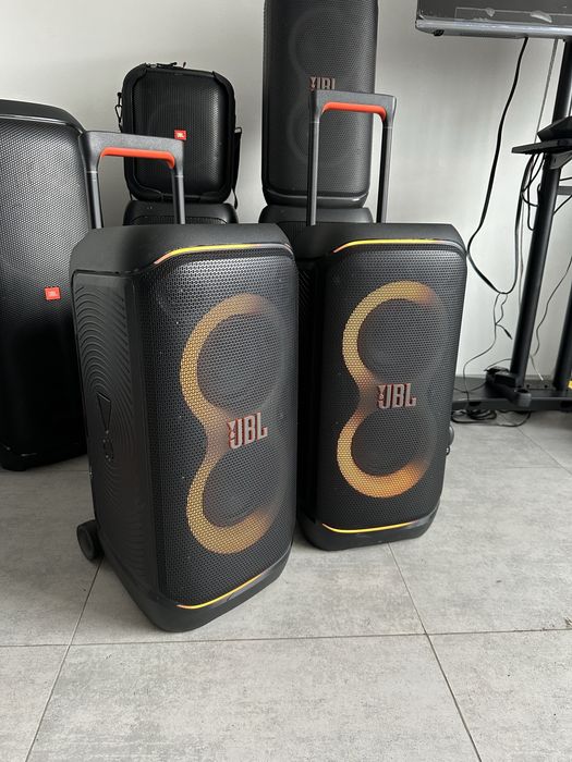 Колонки колонка JBL 320 в аренду прокат караоке микрофоны