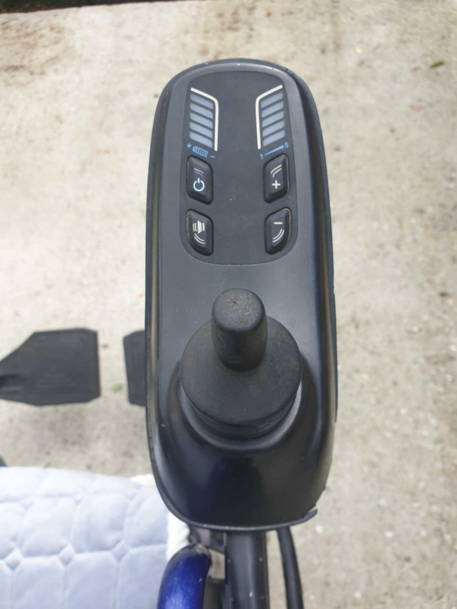 Scaun carut carucior electric pliabil dizabilitati. bat. noi !